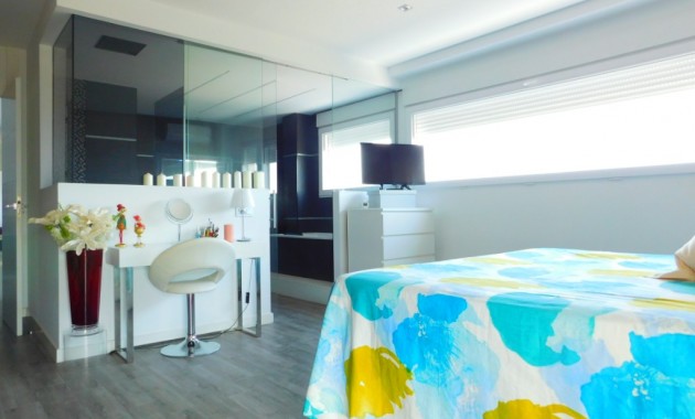 Venta - Villa -
Guardamar del Segura