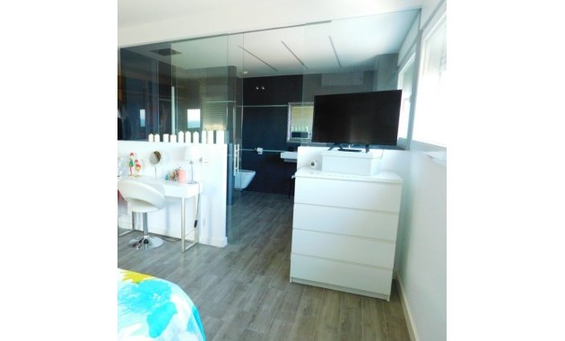 Venta - Villa -
Guardamar del Segura