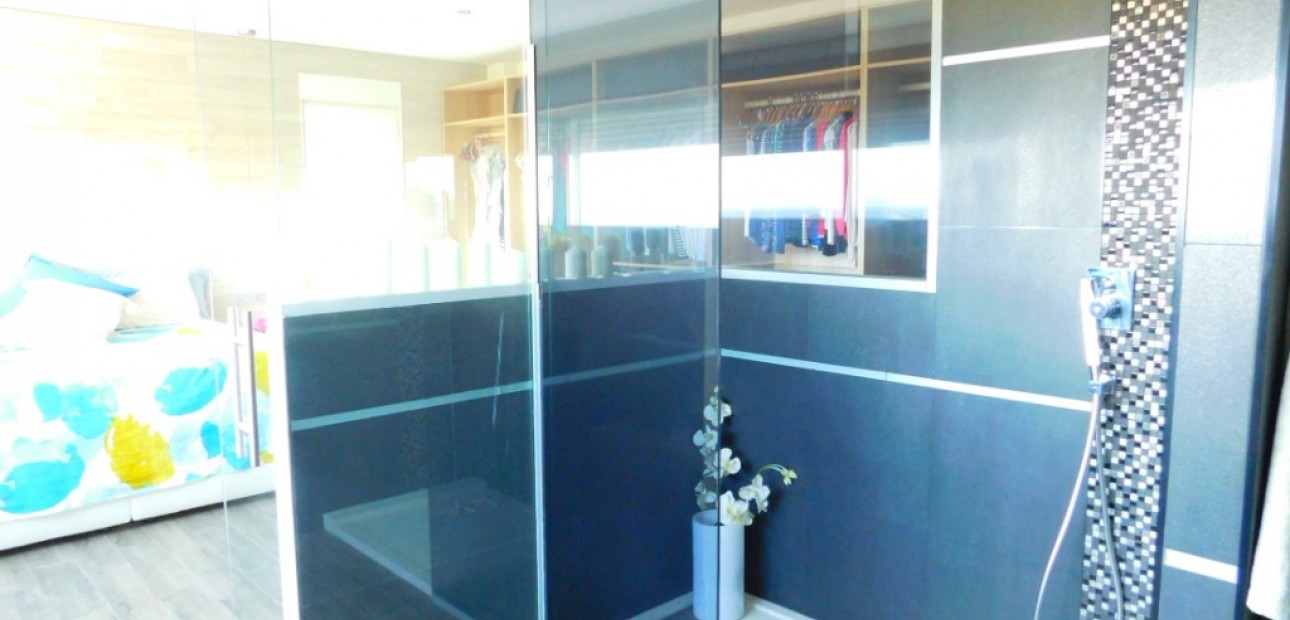 Venta - Villa -
Guardamar del Segura