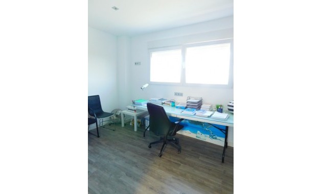 Venta - Villa -
Guardamar del Segura