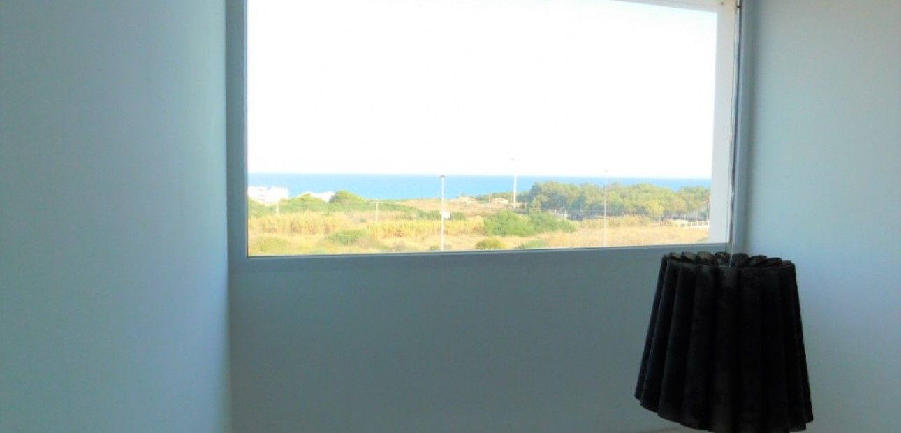 Venta - Villa -
Guardamar del Segura