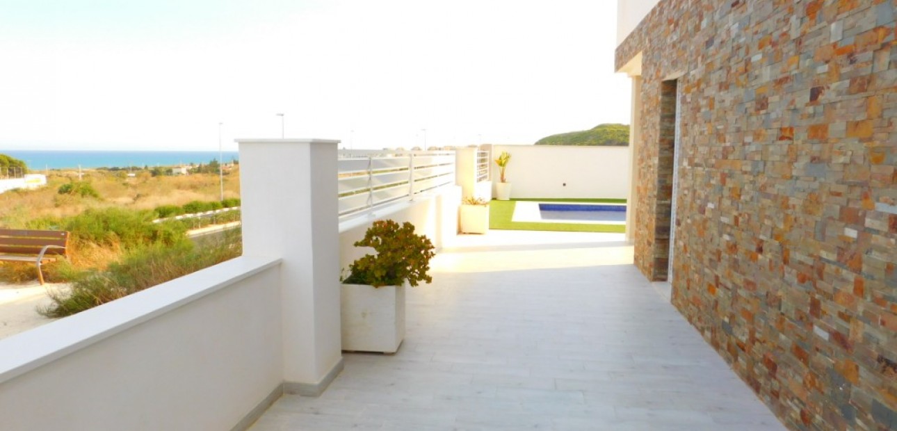 Venta - Villa -
Guardamar del Segura