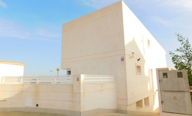 Venta - Villa -
Guardamar del Segura