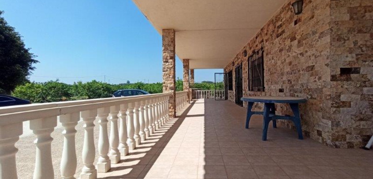 Sale - Finca Country Property -
San Miguel de Salinas