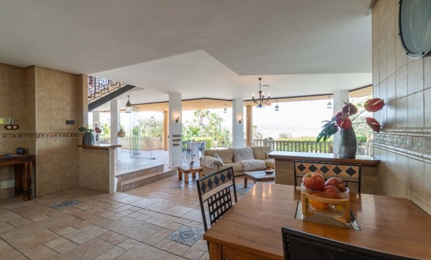 Venta - Villa -
Costa Blanca - Orihuela Costa