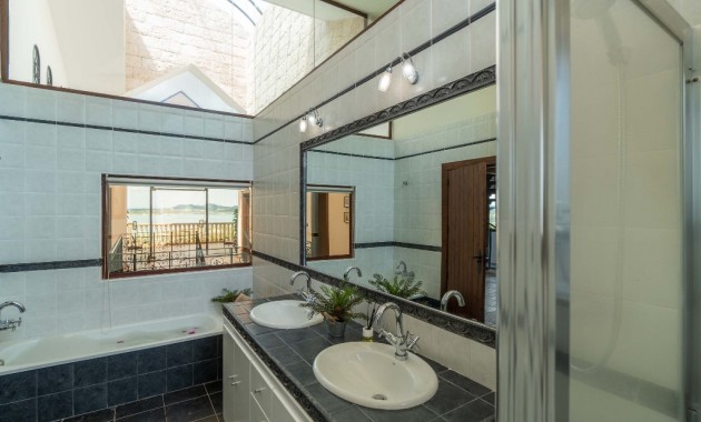 Venta - Villa -
Costa Blanca - Orihuela Costa