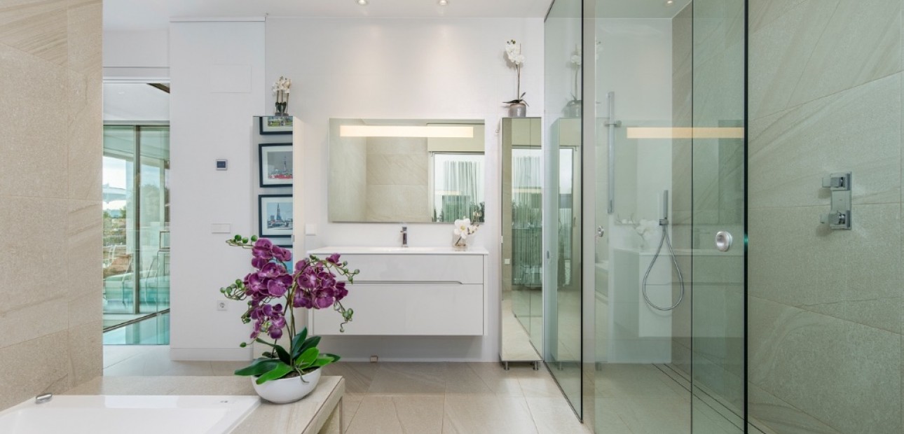 Sale - Villa -
Las Colinas - Las Colinas Golf