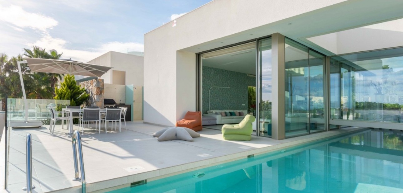 Sale - Villa -
Las Colinas - Las Colinas Golf