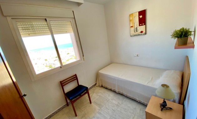 Venta - Apartamento / piso -
Torrevieja