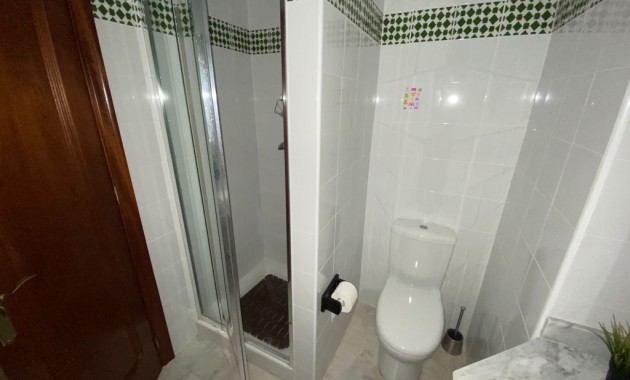 Venta - Apartamento / piso -
Torrevieja