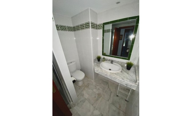 Venta - Apartamento / piso -
Torrevieja