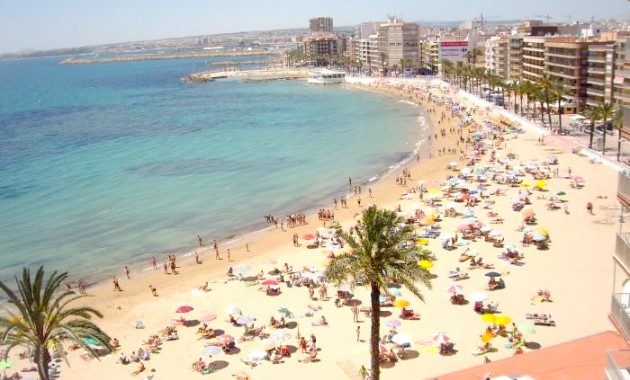 Venta - Apartamento / piso -
Torrevieja