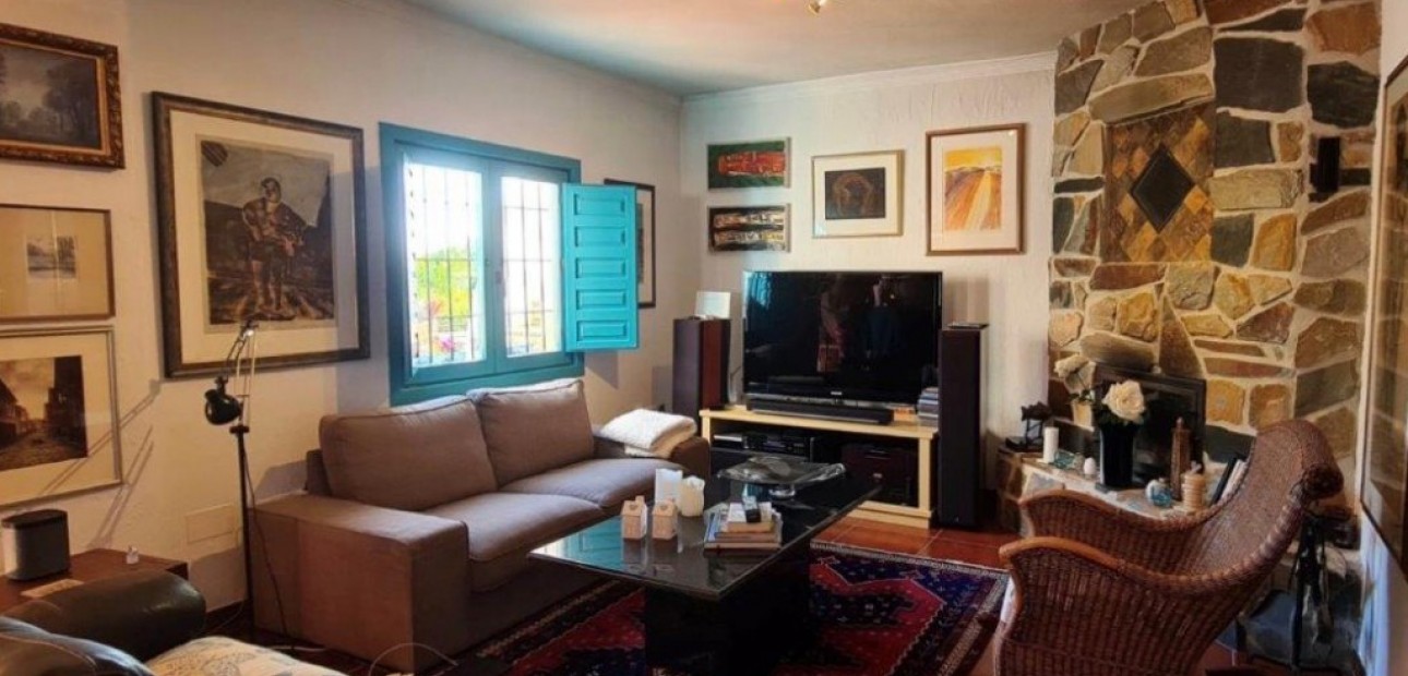 Venta - Finca Country Property -
Los Montesinos