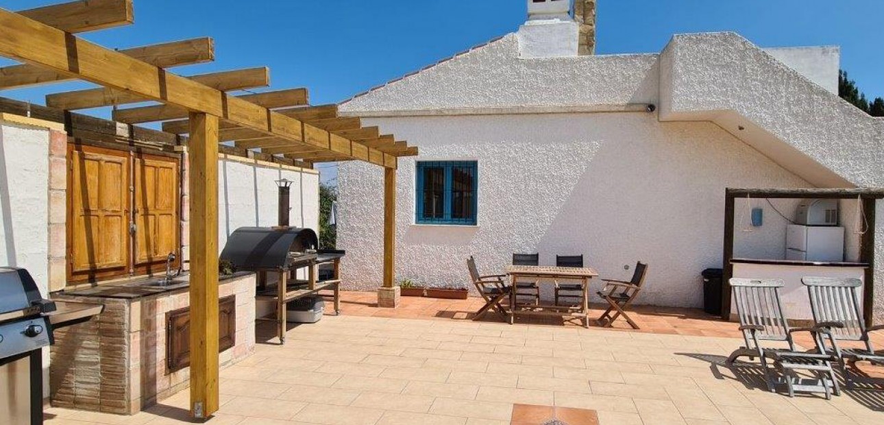 Venta - Finca Country Property -
Los Montesinos
