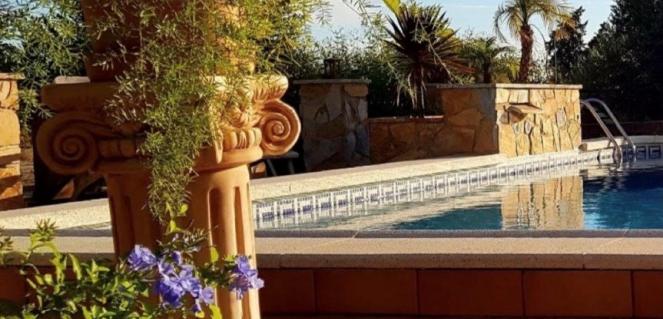 Venta - Finca Country Property -
Los Montesinos