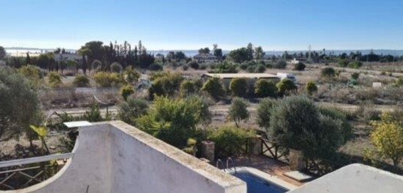 Venta - Finca Country Property -
Los Montesinos