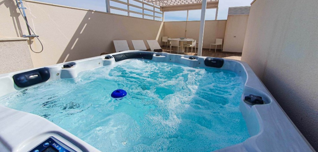 Herverkoop - Appartement / flat -
Las Colinas - Las Colinas Golf