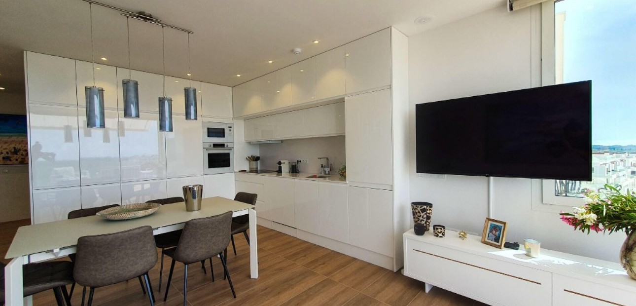 Herverkoop - Appartement / flat -
Las Colinas - Las Colinas Golf