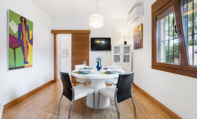 Venta - Villa -
Los Balcones