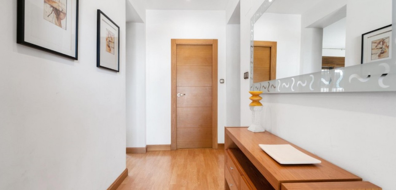 Venta - Villa -
Los Balcones