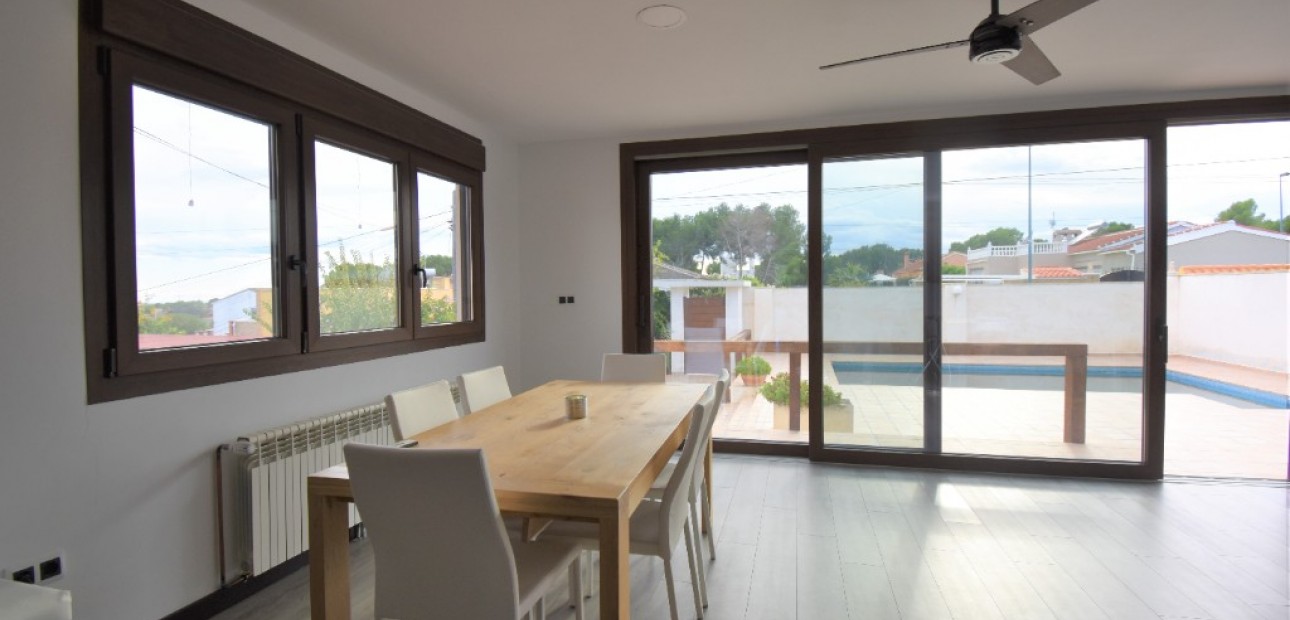 Venta - Villa -
Pinar de Campoverde