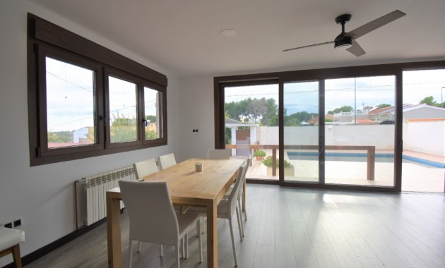 Venta - Villa -
Pinar de Campoverde