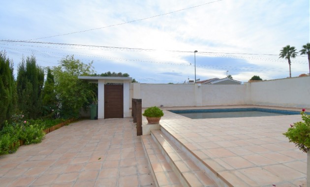 Venta - Villa -
Pinar de Campoverde