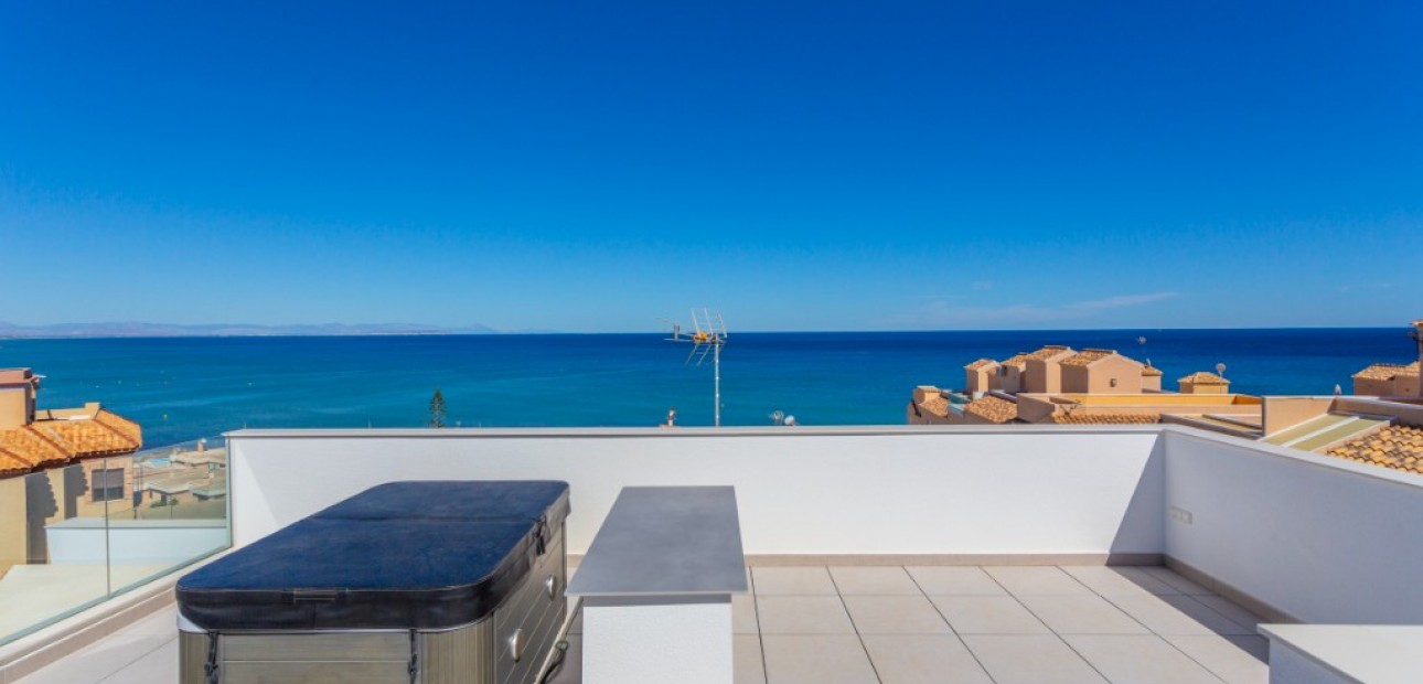 Nieuwbouw - Villa -
La Mata