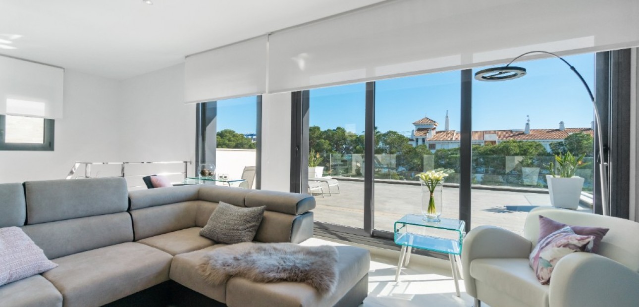 Herverkoop - Villa -
Dehesa de Campoamor