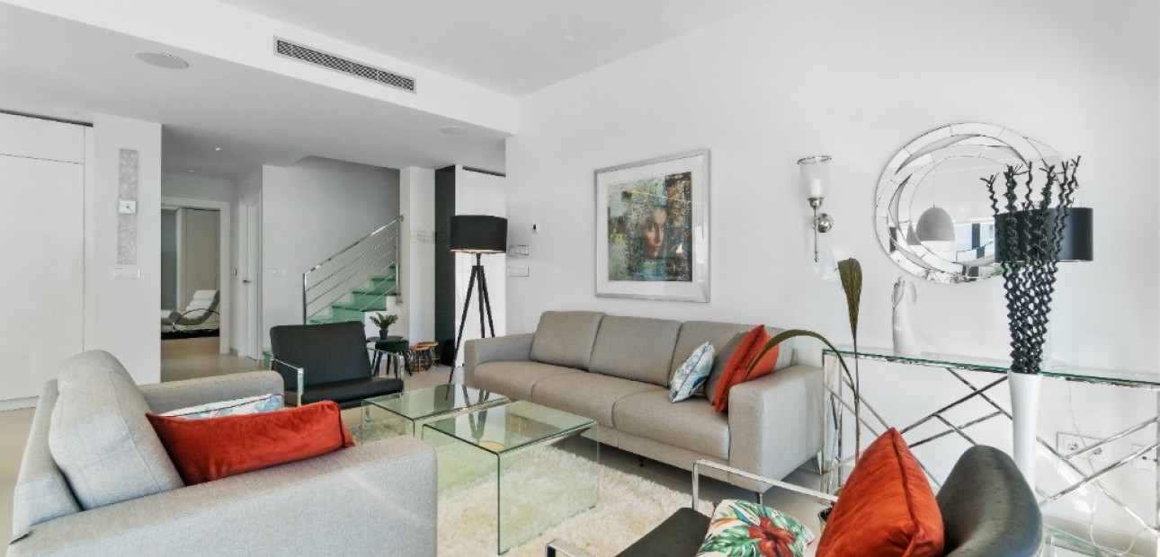 Herverkoop - Villa -
Dehesa de Campoamor