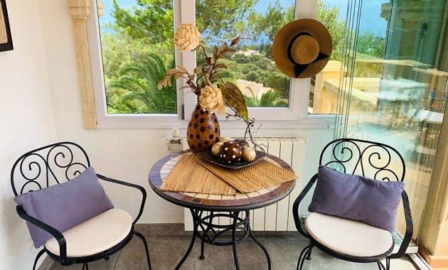 Herverkoop - Villa -
Jávea - Javea