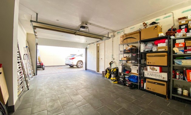 Sale - Villa -
La Zenia