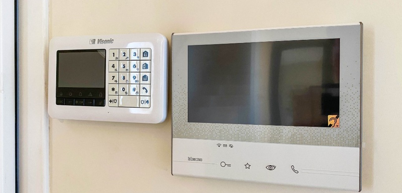 Sale - Villa -
La Zenia