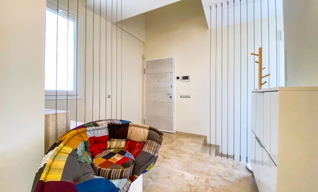 Sale - Villa -
La Zenia