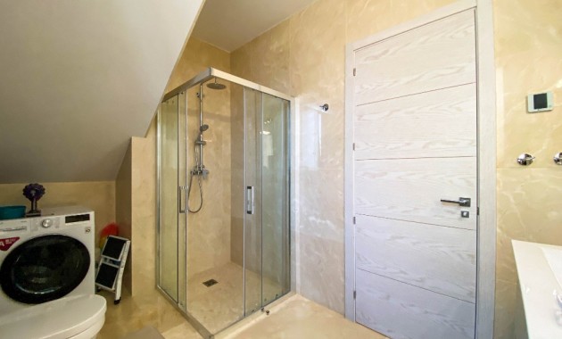 Sale - Villa -
La Zenia