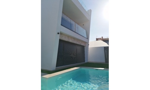 Nueva construcción  - Villa -
Torrevieja