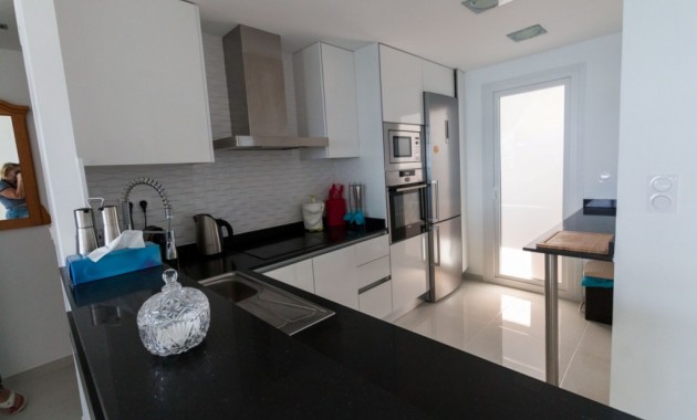 Venta - Apartamento / piso -
Punta Prima