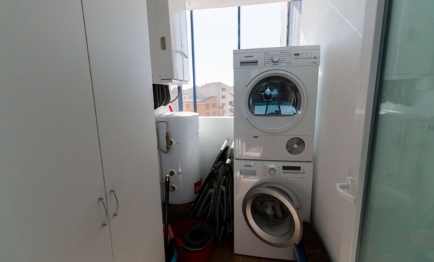 Venta - Apartamento / piso -
Punta Prima