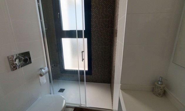 Venta - Apartamento / piso -
Punta Prima