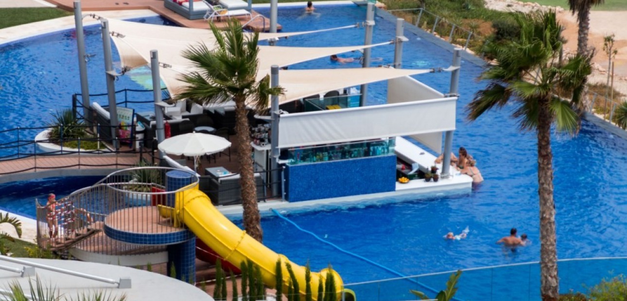 Venta - Apartamento / piso -
Punta Prima