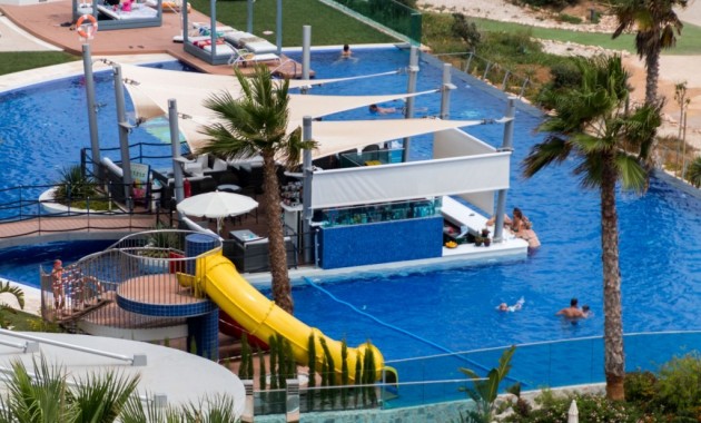 Venta - Apartamento / piso -
Punta Prima