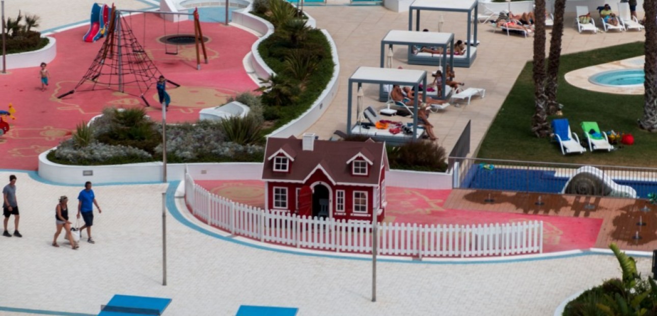 Venta - Apartamento / piso -
Punta Prima