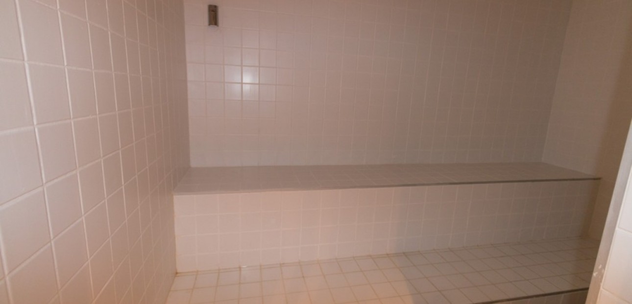 Venta - Apartamento / piso -
Punta Prima