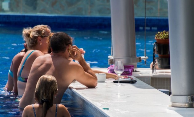 Venta - Apartamento / piso -
Punta Prima