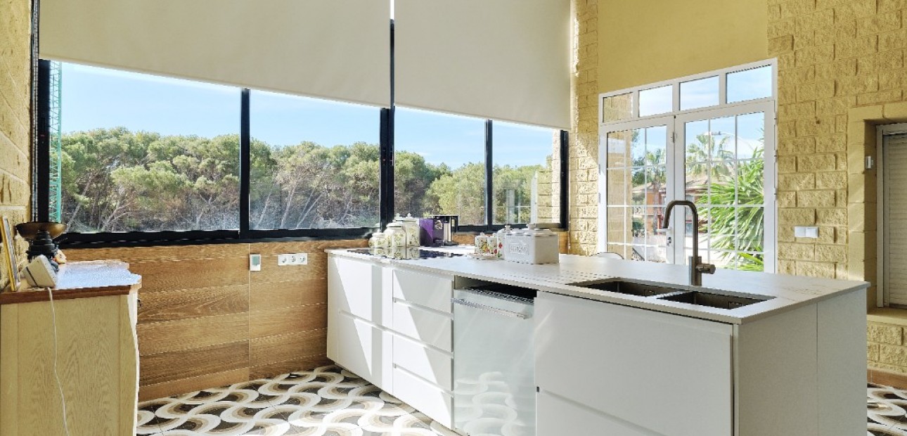 Sale - Luxury Villa -
Dehesa de Campoamor