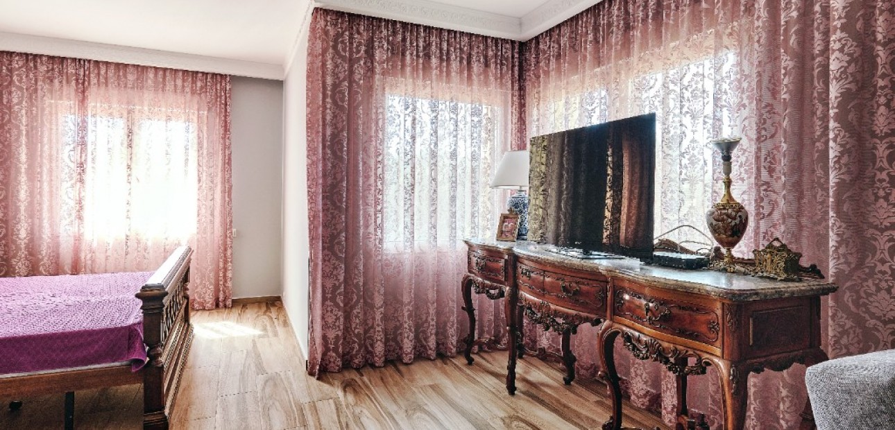 Sale - Luxury Villa -
Dehesa de Campoamor