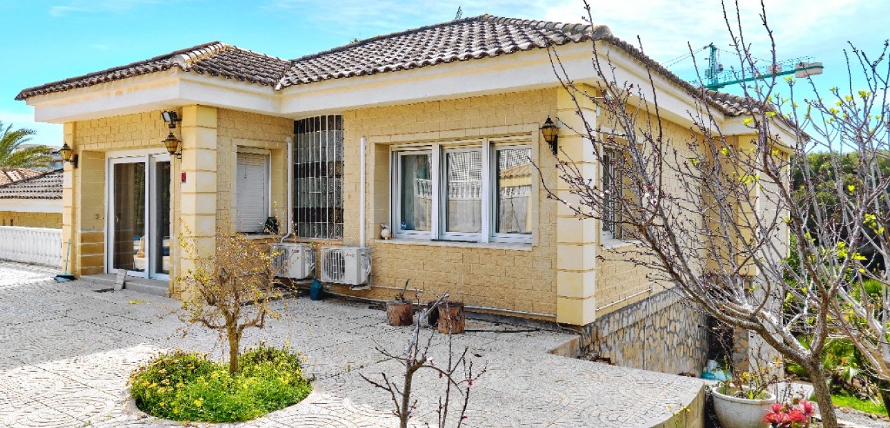 Sale - Luxury Villa -
Dehesa de Campoamor