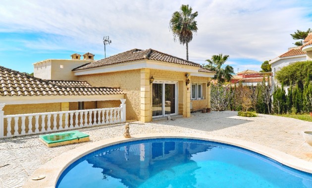 Sale - Luxury Villa -
Dehesa de Campoamor