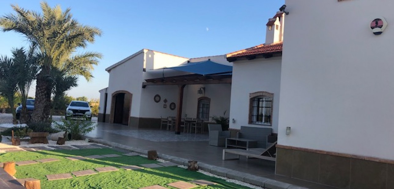 Nueva construcción  - Finca Country Property -
Orihuela