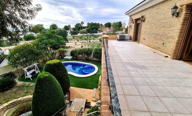 Sale - Villa -
Ciudad Quesada